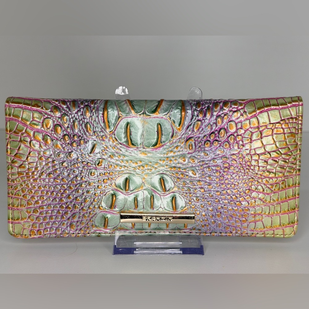 NWOT Brahmin Verbena Ombré Ady Wallet
